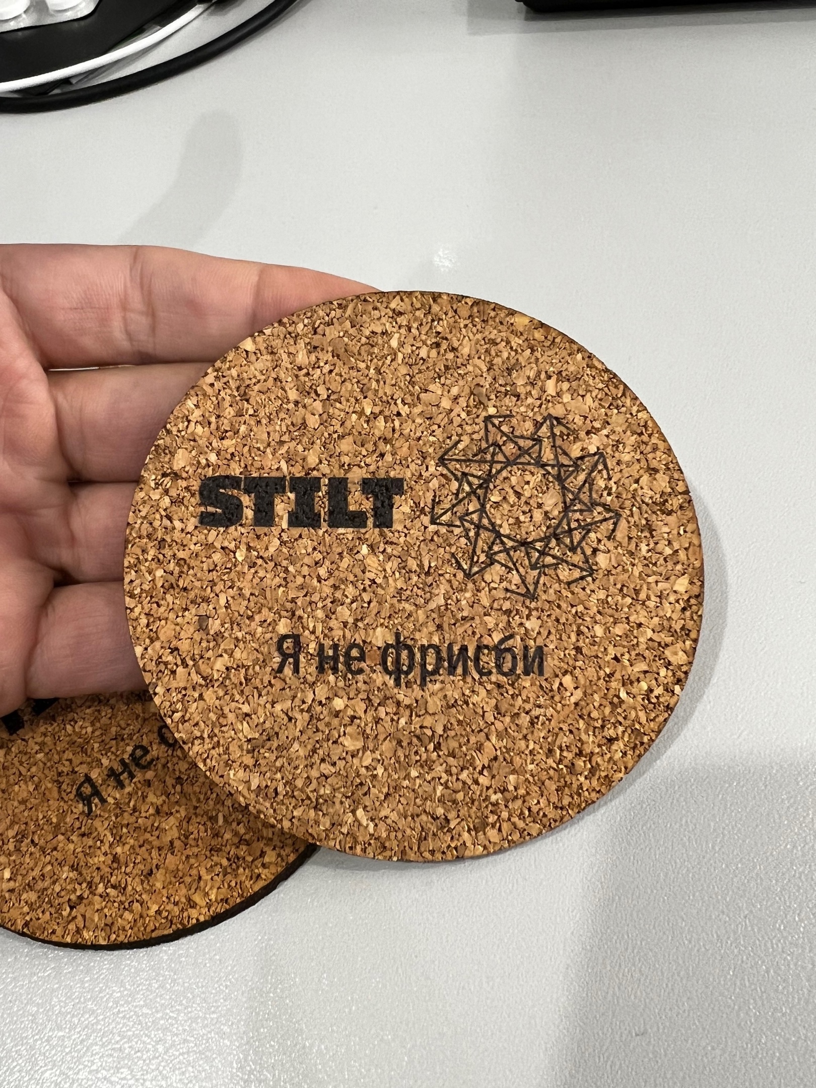 Блокноты, коврики для мыши, ручки и костеры для компании STILT