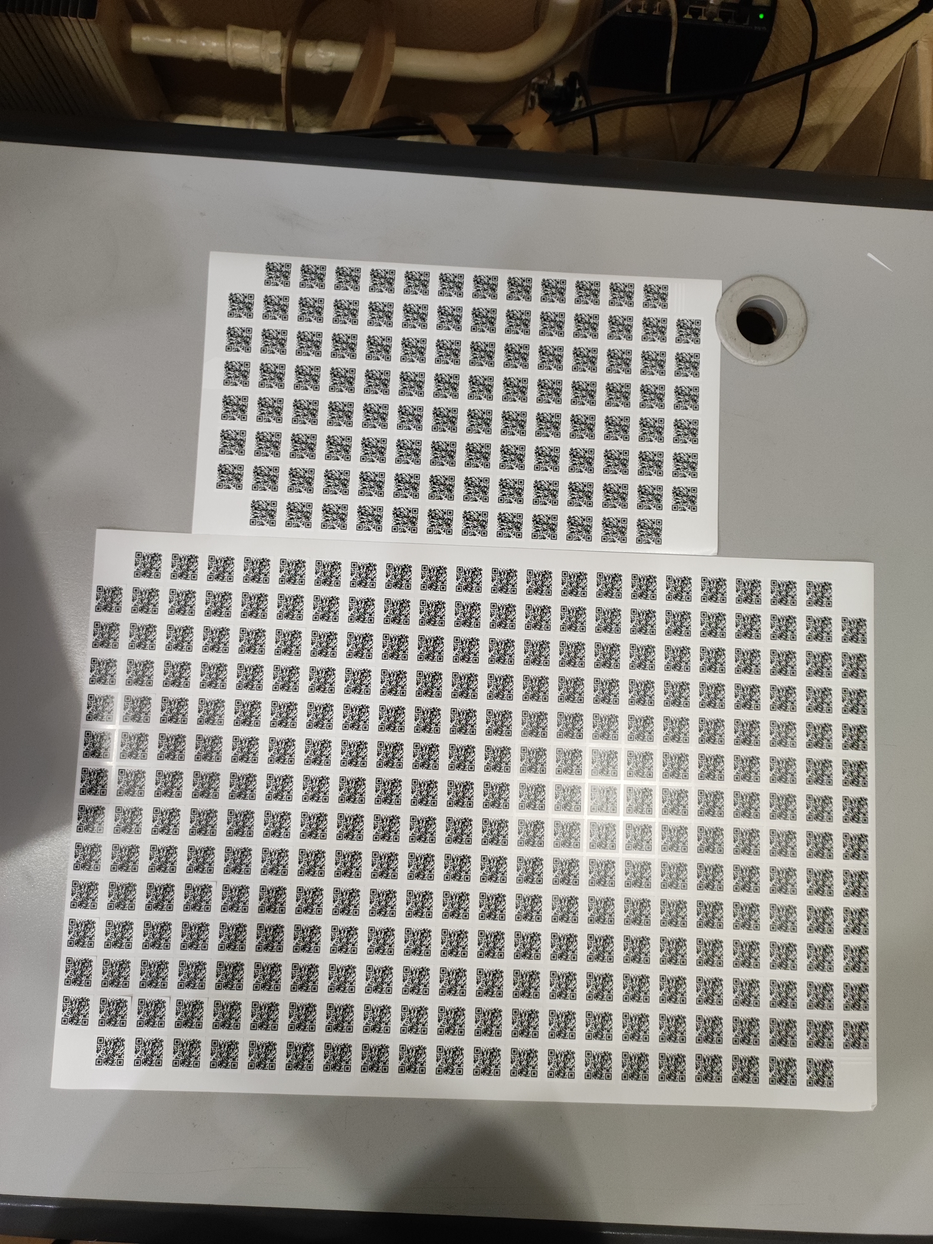 Наклейки QR-коды